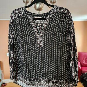 Knox Rose rayon blouse in black print